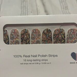 Color Street nail set oops a paisley